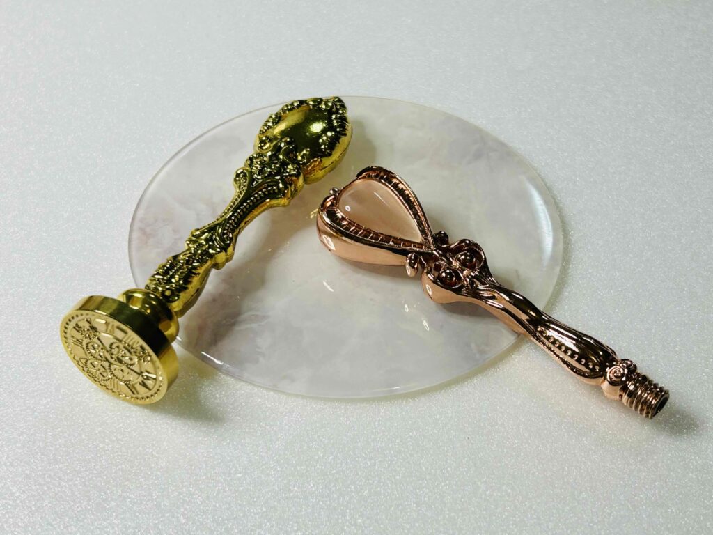 金属のハンドルの写真