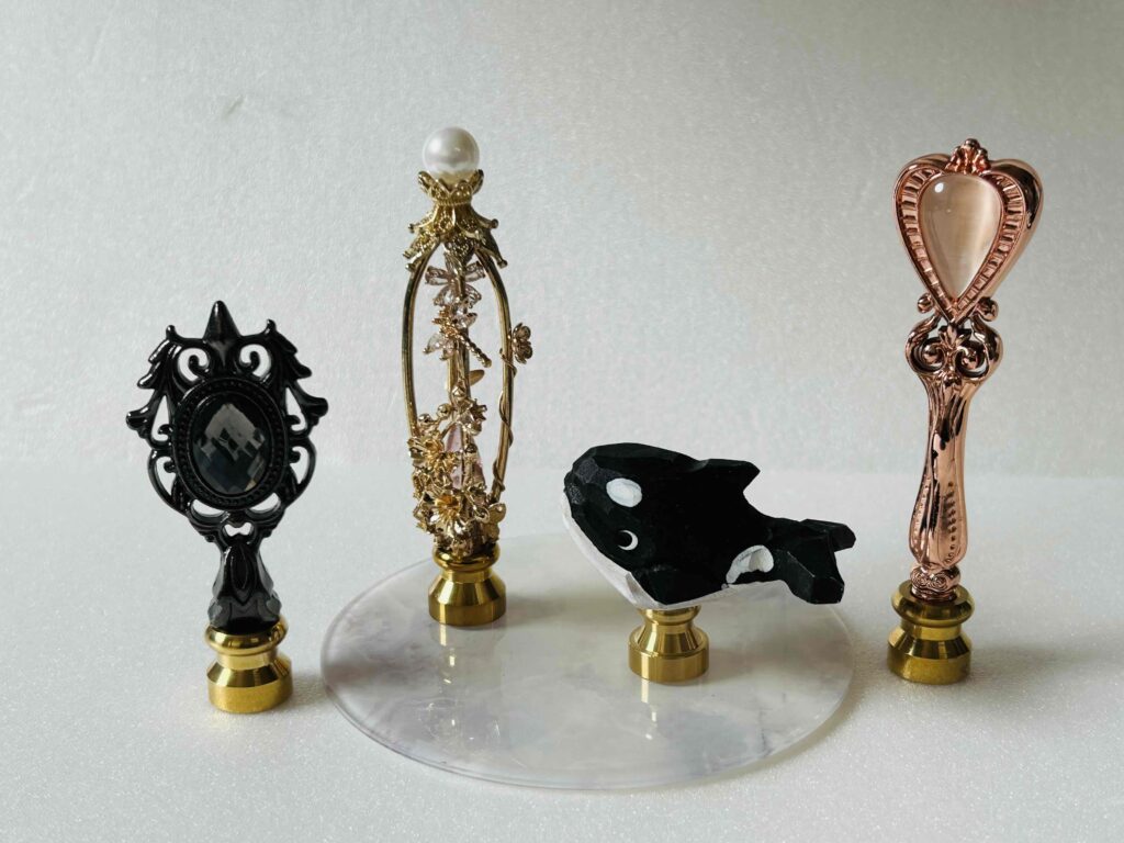 個性的で装飾性の高いハンドルの写真